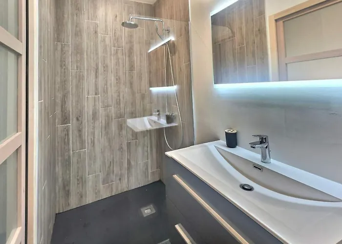 Apartamento Mignon, T1 Bis Cosy & Calme, Neuf, Parking, Balcon Gerde